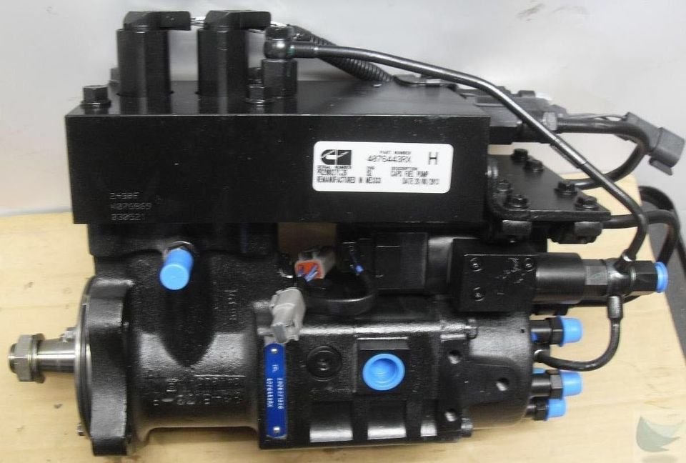 Cummins Accumulator Pump System (CAPS) fuel injection pump for Cummins