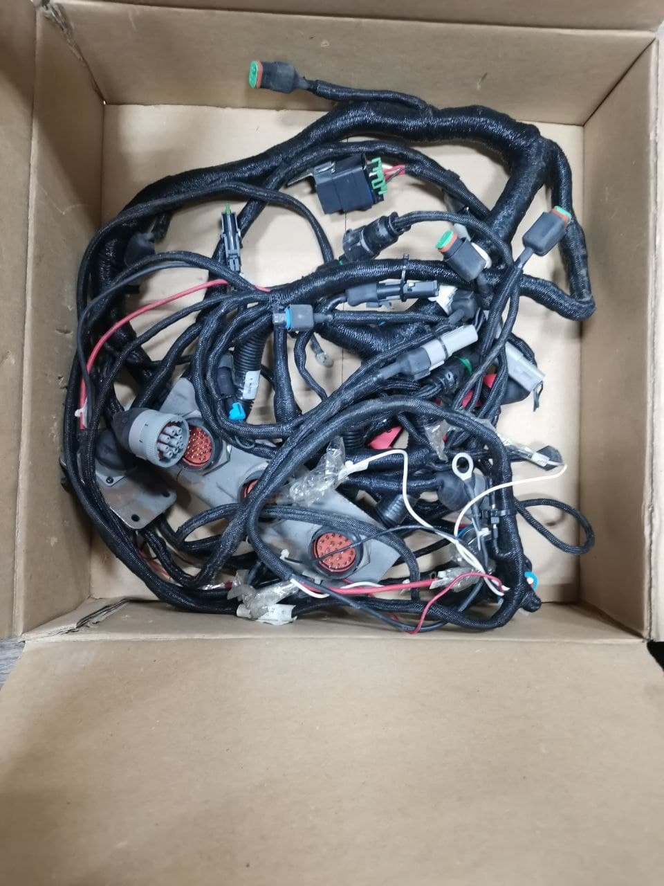 CUMMINS QST30 WIRING HARNESS (New) CUMMINS QST30 WIRING HARNESS use for